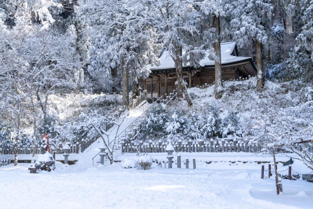 金剛山の雪景色